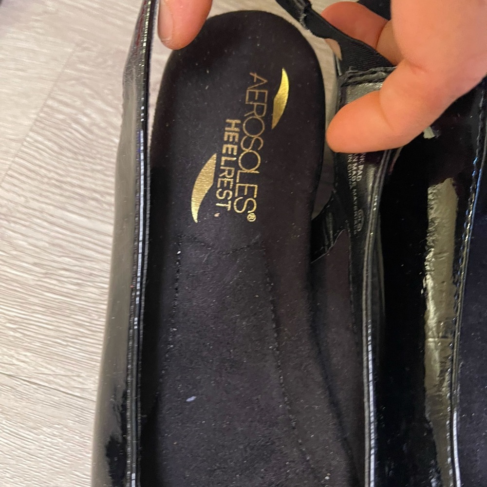 Aerosoles black shoes barely used size 7
